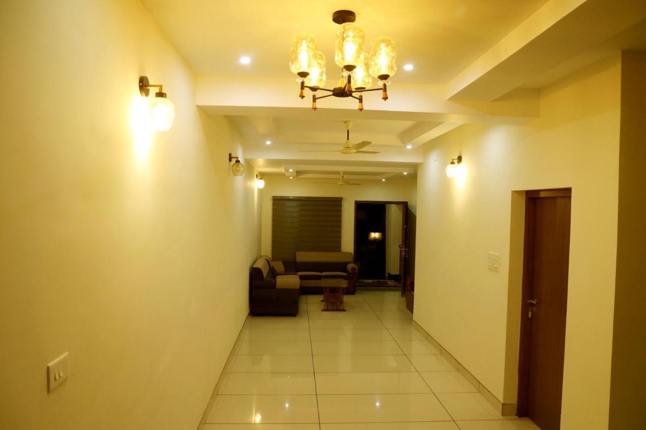 Clover Home Tiruvalla Dış mekan fotoğraf